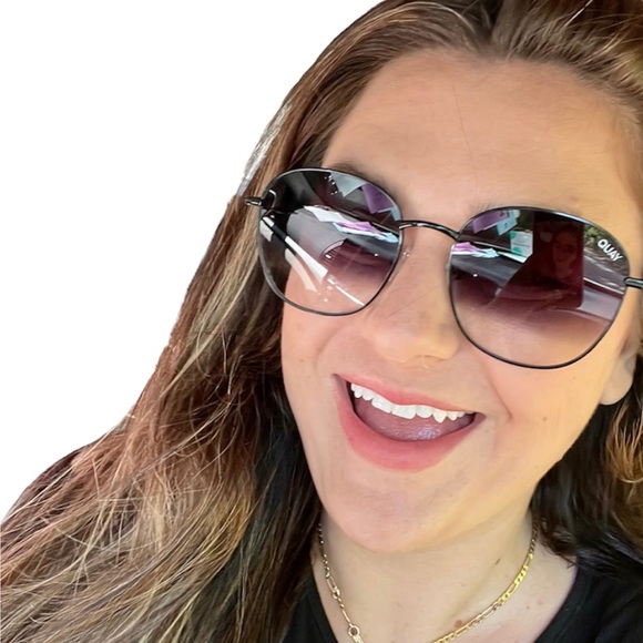 QUAY Jezabell Sunglasses Black Frame Black Gradient Lenses Round Unisex - Picture 2 of 10